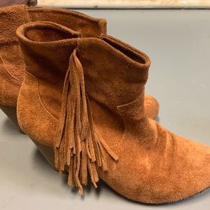 Suede Steve Madden booties